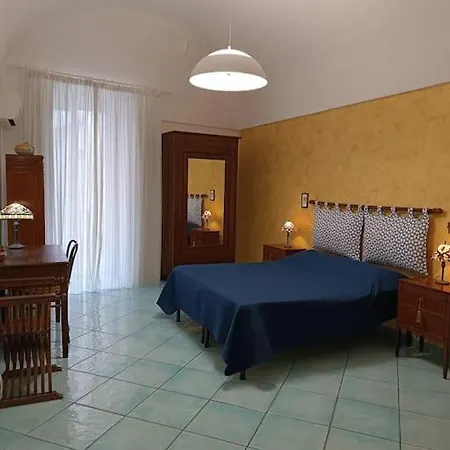 Center Casa Palladino, Only 26 Steps