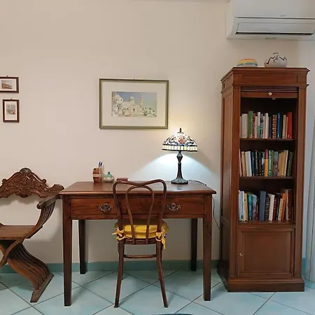 Center Casa Palladino, Only 26 Steps